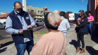 agentes do controle social e da ouvidoria da CGE entrevistam beneficiários do cartão comida boa.