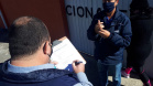 agentes do controle social e da ouvidoria da CGE entrevistam beneficiários do cartão comida boa.