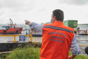 equipe da CGE acompanha serviço da travessia da Baía de Guaratuba