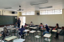 Equipe CGE conversa com alunos de escolas estaduais.