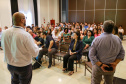 servidores da CGE assistem à palestra sobre assédio dada pelos coordenadores