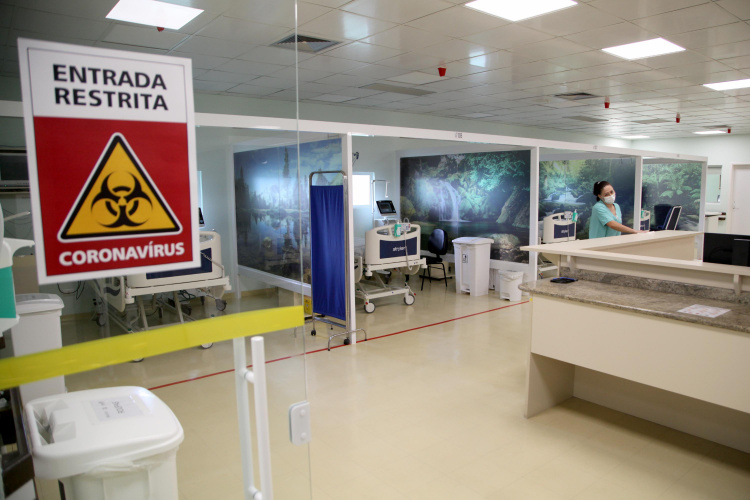 UTI vazia de hospital