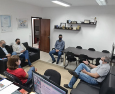 equipe ouvidoria em reunião