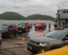 CGE itinerante conversa com motoristas na travessia de guaratuba