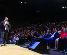 cenas do segundo dia do Congresso de Governança Pública da CGE PR