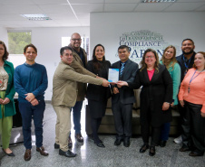 equipe da ouvidoria-geral recebe troféu de boas práticas