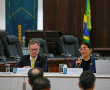 participação da controladora-geral do Estado, Leticia Ferreira da Silva, no II Fórum Internacional de Integridade do TJ PR