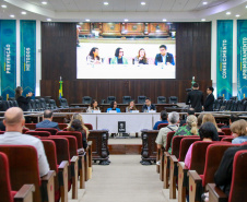 participação da controladora-geral do Estado, Leticia Ferreira da Silva, no II Fórum Internacional de Integridade do TJ PR