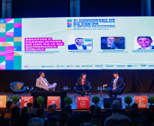 Imagens do auditórios e palestrantes do 2 Congresso de Governança Pública da CGE, no Canal da Música.