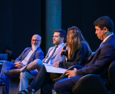 Imagens do auditórios e palestrantes do 2 Congresso de Governança Pública da CGE, no Canal da Música.