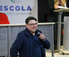 Autoridades falam para plateia sobre a lei de licitações e atividades de controle.
