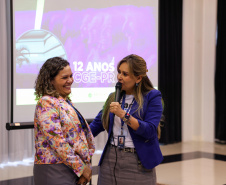 reunião de servidores da CGE para paletra de aniversário