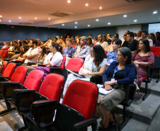 auditório cheio para a palestra de enfrentamento ao assédio