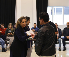 servidores da CGE assistem palestra 