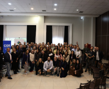 servidores da CGE assistem palestra 