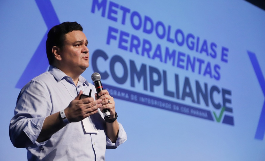 Controlador-geral do Estado Raul Siqueira no evento Governo 5.0 em Foz do Iguaçu