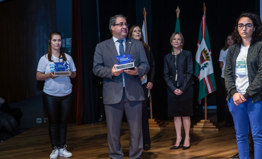 premiação 1 concurso de redação da cge