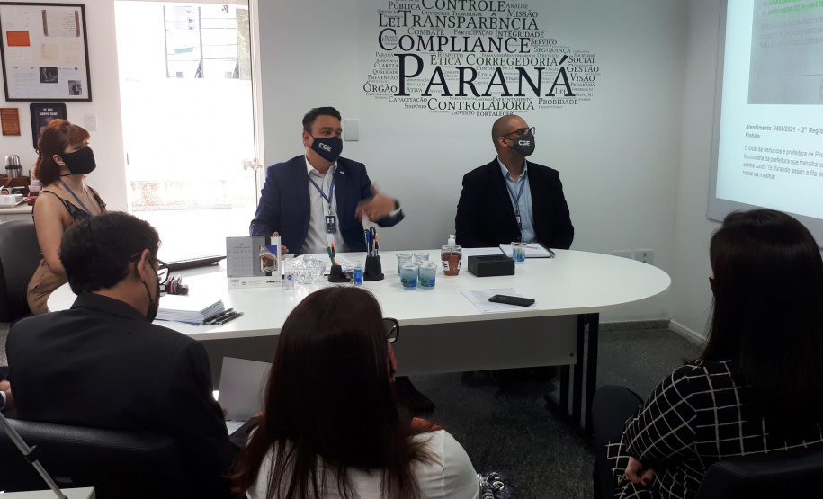 participantes da reunião conhecem avanços da ouvidoria