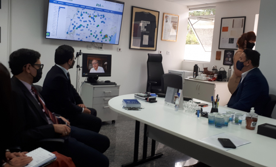 participantes da reunião conhecem avanços da ouvidoria