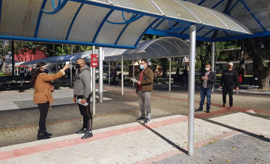 candidatos tem temperatura aferida