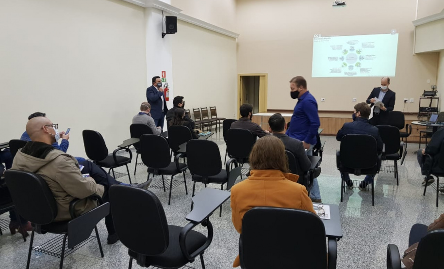 Capacitação servidores CGE