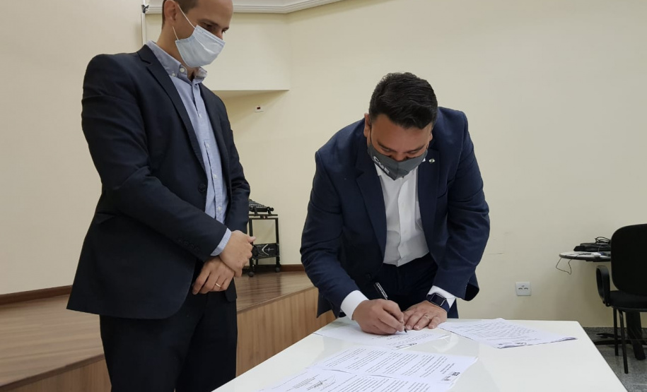 assinatura da resolução que institui Estatuto de Auditoria Interna