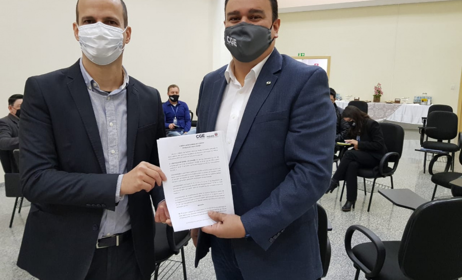 assinatura da resolução que institui Estatuto de Auditoria Interna