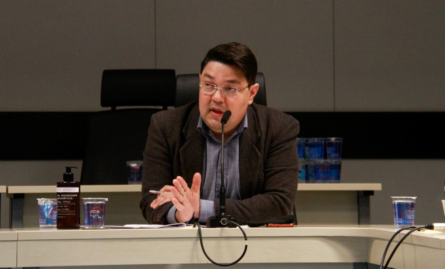 instrutoes e servidores fazem o curso sobre e-prevenção