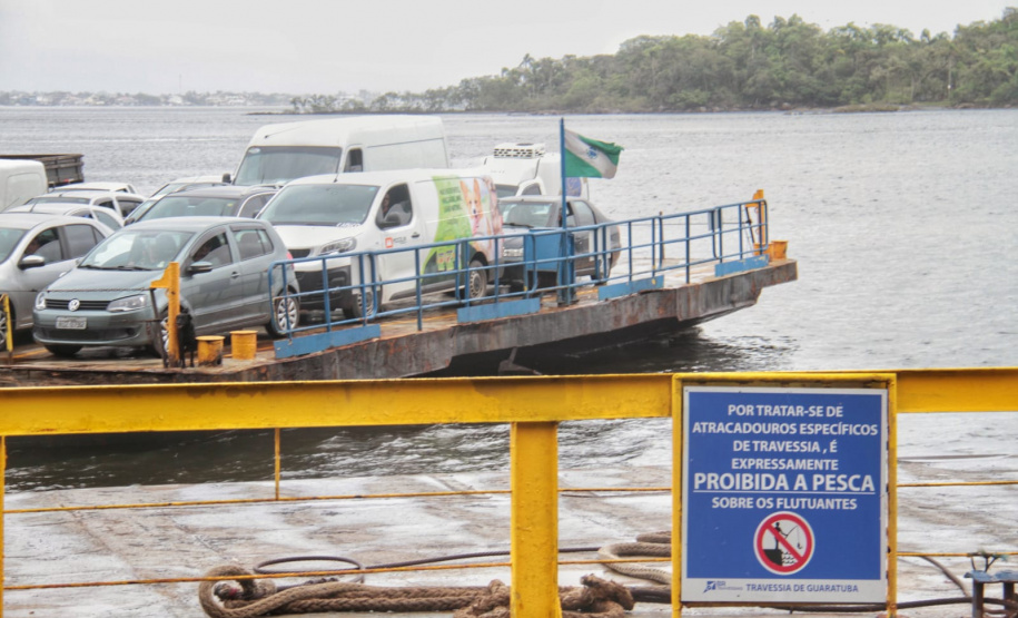 equipe da CGE acompanha serviço da travessia da Baía de Guaratuba