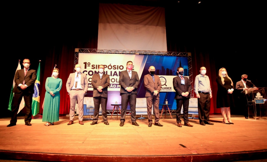 Auditório e simpósio de compliance