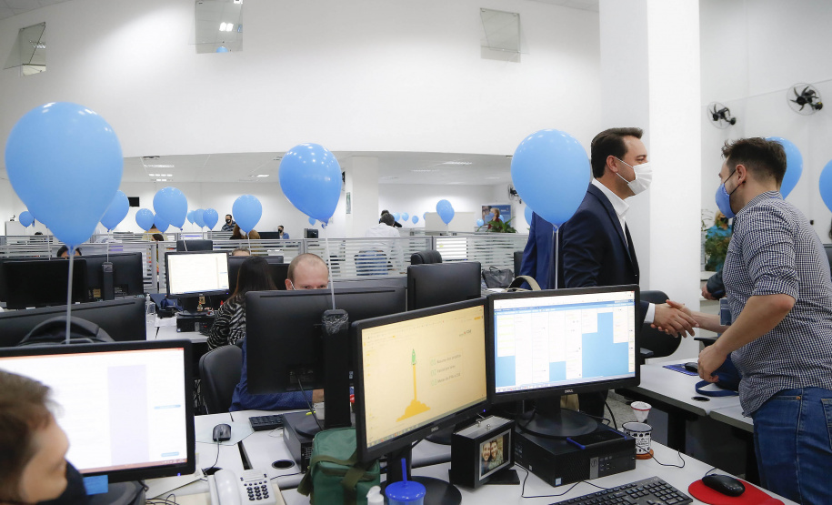 governador Ratinho Jr visita CGE no aniversário