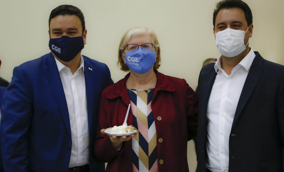 governador Ratinho Jr visita CGE no aniversário