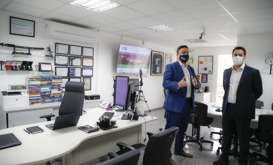 governador Ratinho Jr visita CGE no aniversário