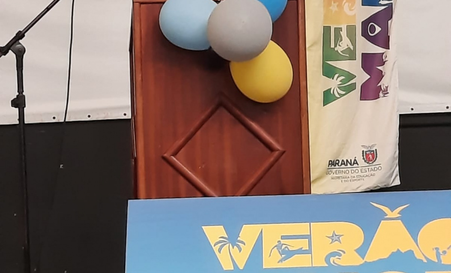 apresentação para 200 acadêmicos que trabalharão no Verão Paraná.