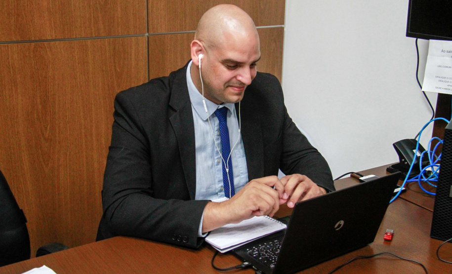 ouvidor e controlador-geral participam de videoconferencia