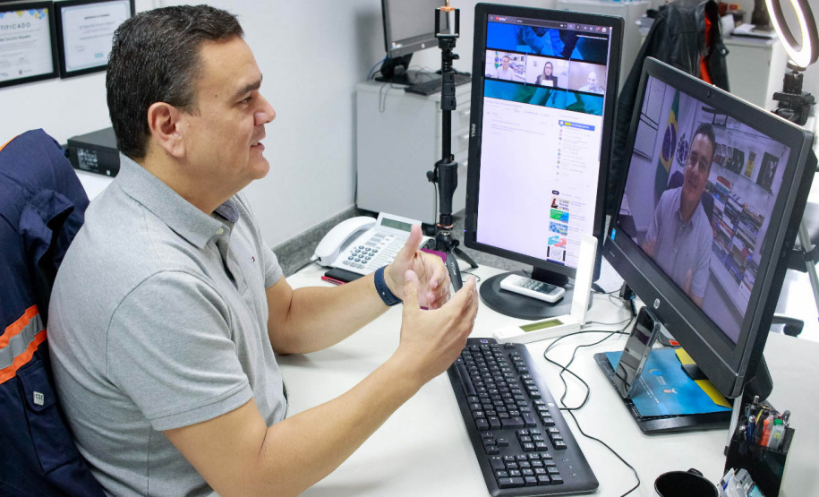 Servidores da CGE em treinamento virtual ou presencial