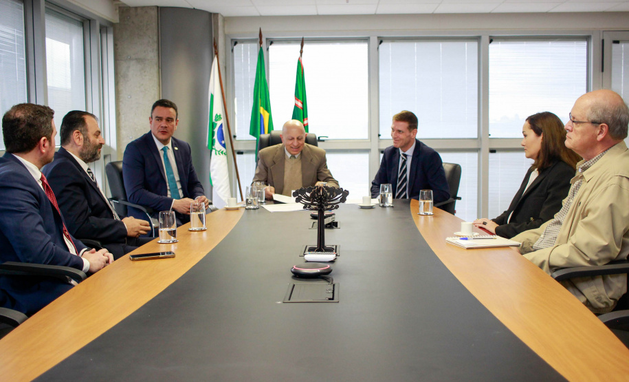 assinatura de controla paraná MP e TCE