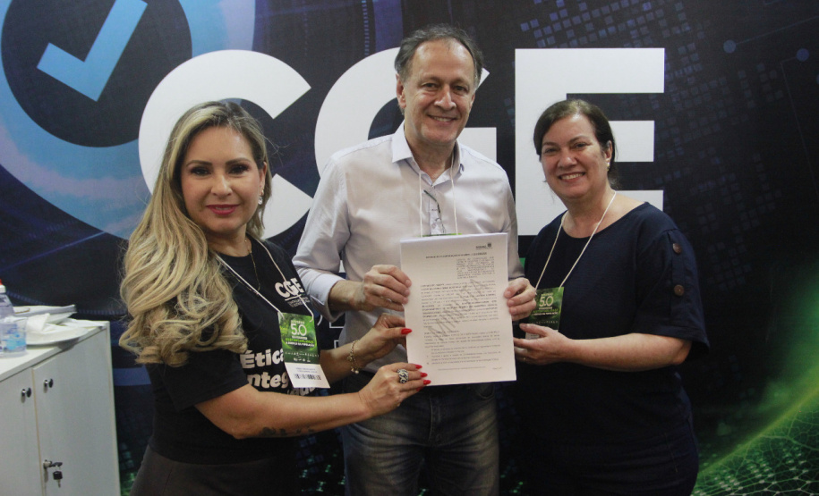 prefeitos e equipe da CGE