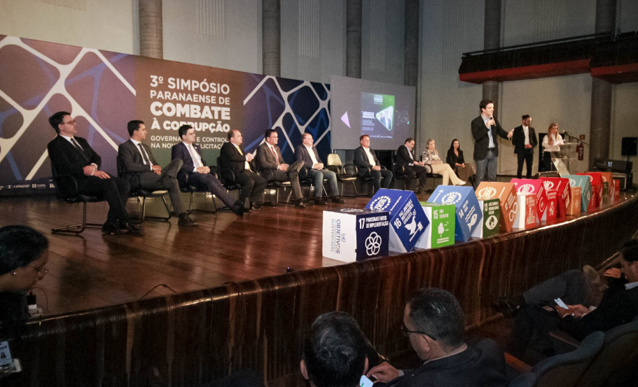 imagens do seminário contra corrupção