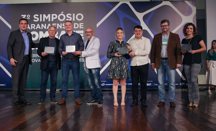 premiados no simposio