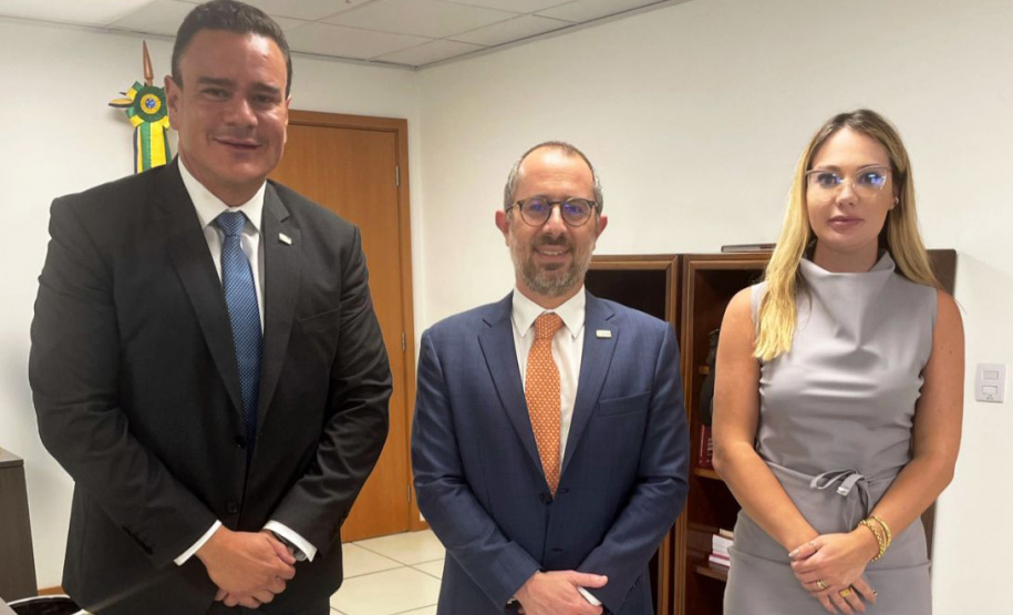 Raul Siqueira, ministro Vinícius de Carvalho e DG Patricia Augusto