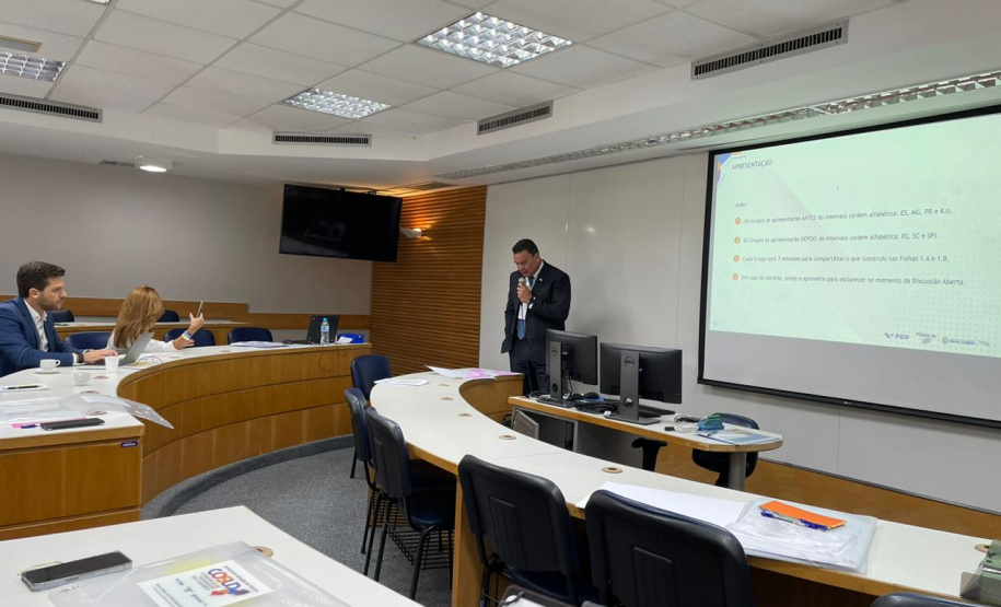 Raul Siqueira participa no Cosud RJ