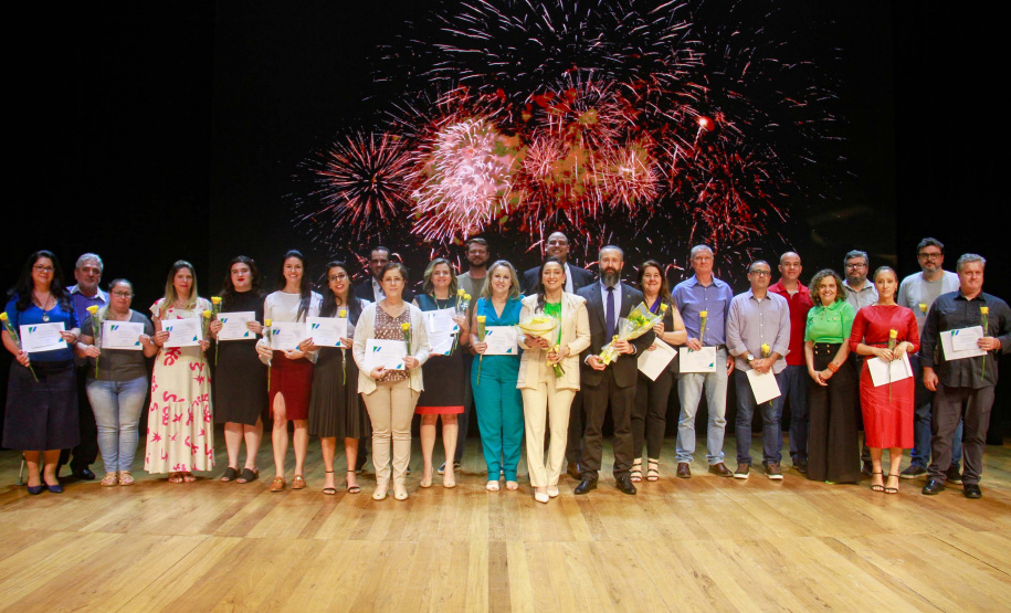 cenas do segundo dia do Congresso de Governança Pública da CGE PR