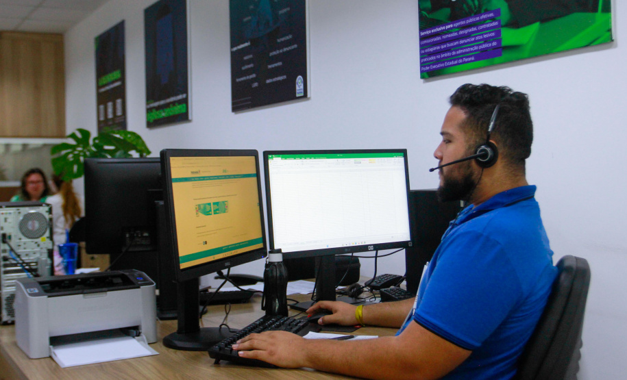 imagens de atendimento da Ouvidoria