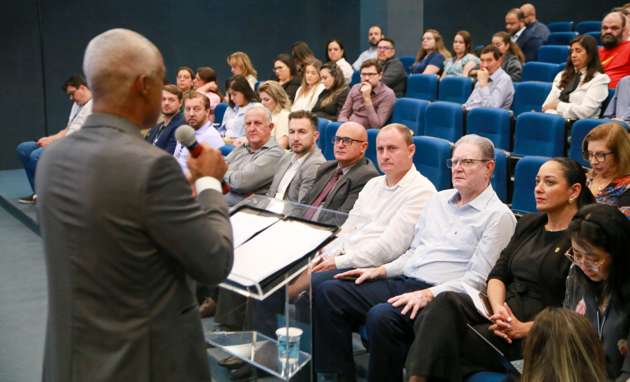 reunião da CGE com prefeitos e controladores municipais