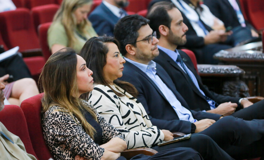 participação da controladora-geral do Estado, Leticia Ferreira da Silva, no II Fórum Internacional de Integridade do TJ PR