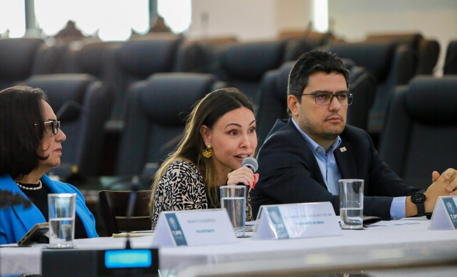 participação da controladora-geral do Estado, Leticia Ferreira da Silva, no II Fórum Internacional de Integridade do TJ PR