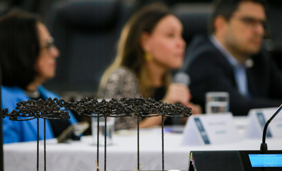 participação da controladora-geral do Estado, Leticia Ferreira da Silva, no II Fórum Internacional de Integridade do TJ PR