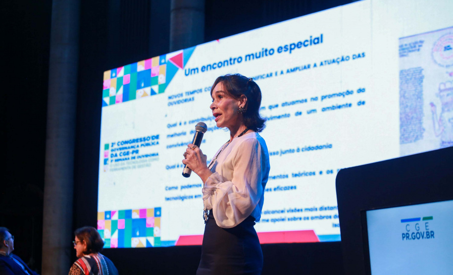 Imagens do auditórios e palestrantes do 2 Congresso de Governança Pública da CGE, no Canal da Música.