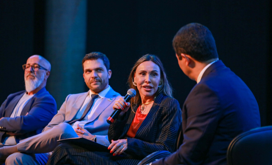 Imagens do auditórios e palestrantes do 2 Congresso de Governança Pública da CGE, no Canal da Música.